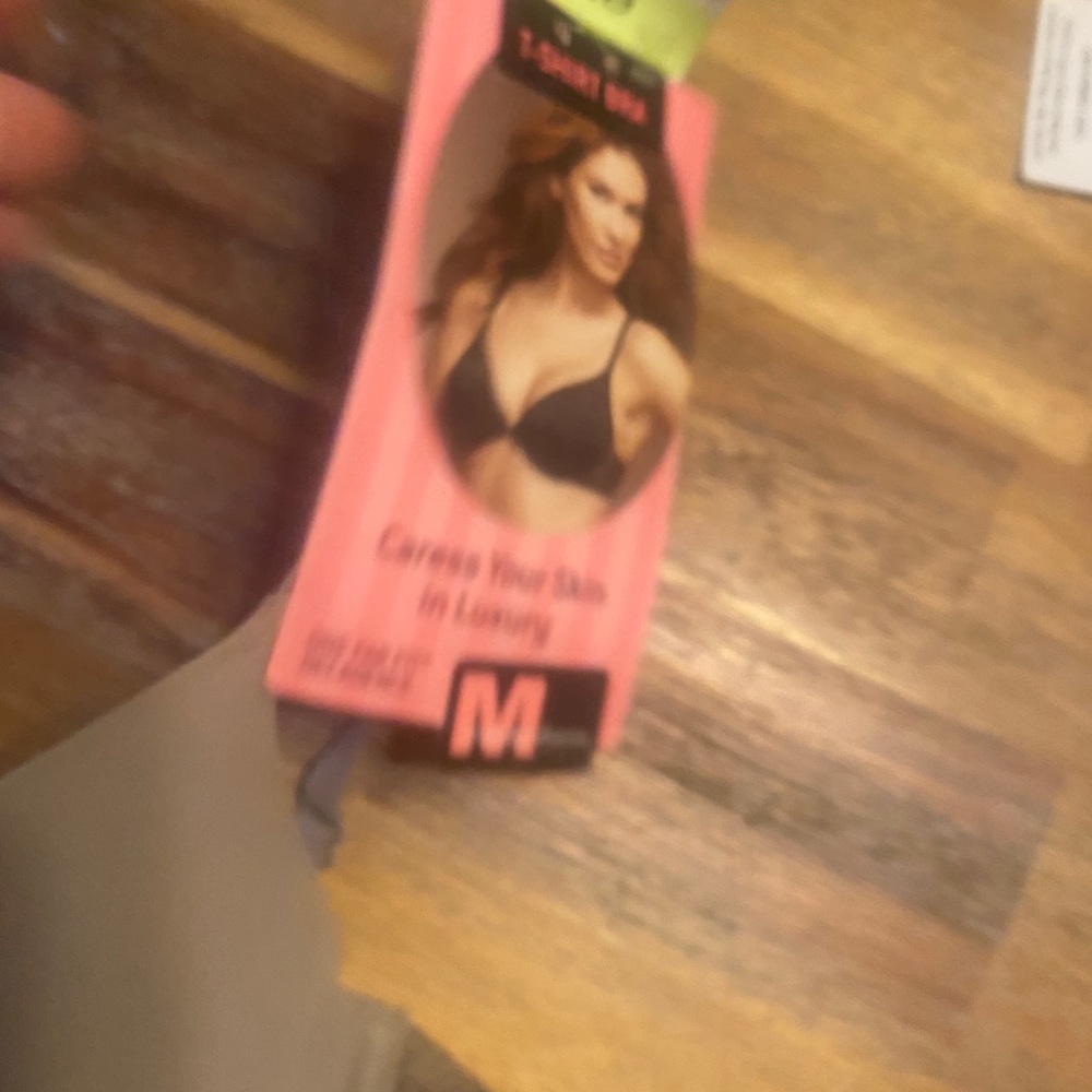 T shirt Bra - Picture 3 of 4